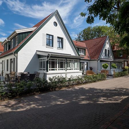 Inselsuenn Hotel Und Apartments Spiekeroog Exteriör bild
