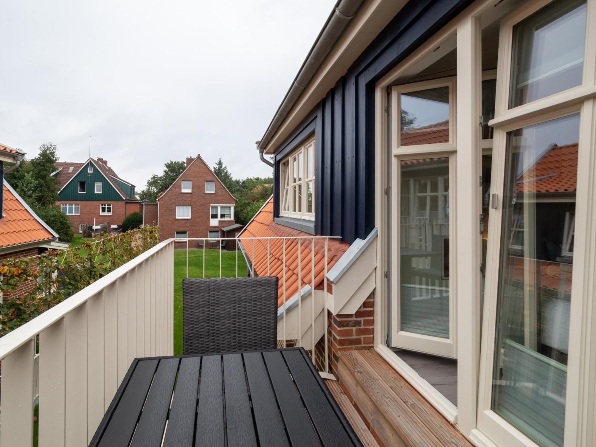 Inselsuenn Hotel Und Apartments Spiekeroog Exteriör bild